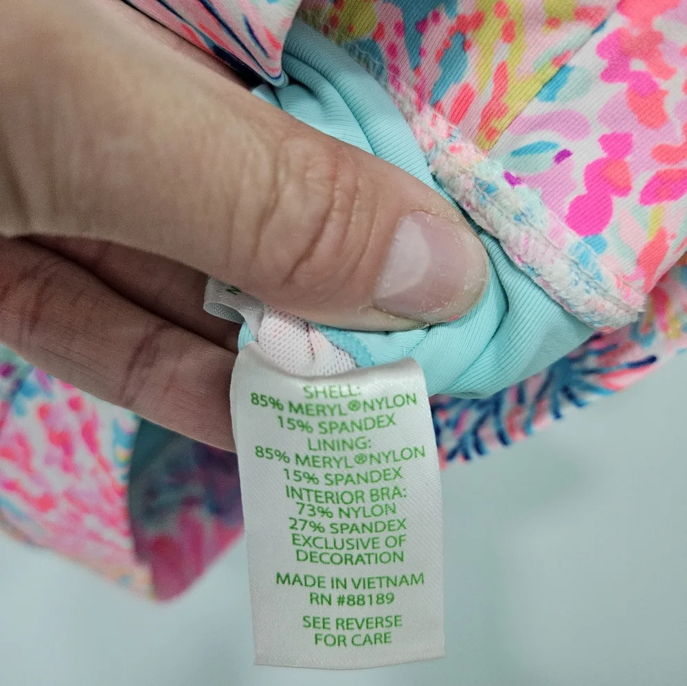 Lilly pulitzer sucre Ruffle Sports Bra Medium (crop top/ workout top) New! - Picture 6 of 13